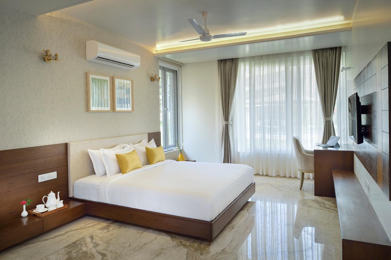 Kabir Hotel & Spa Vadodara Ngoại thất bức ảnh