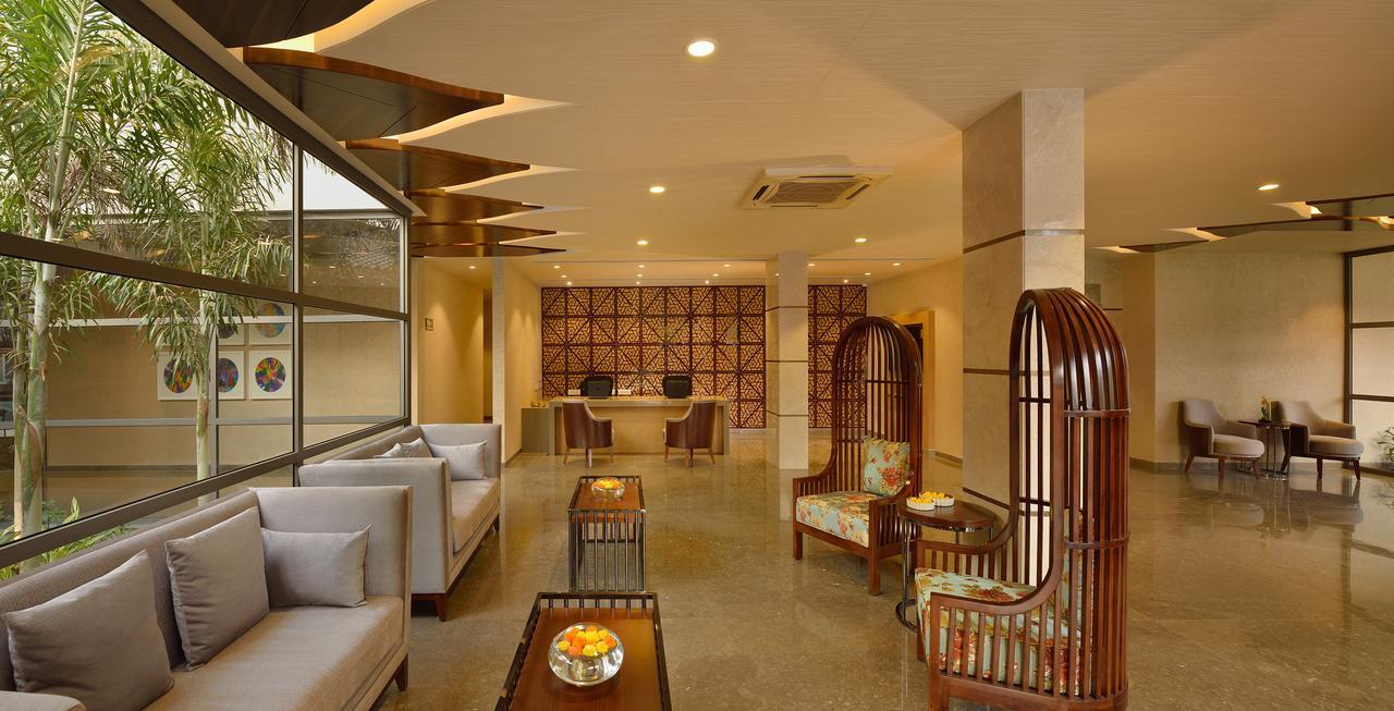 Kabir Hotel & Spa Vadodara Ngoại thất bức ảnh