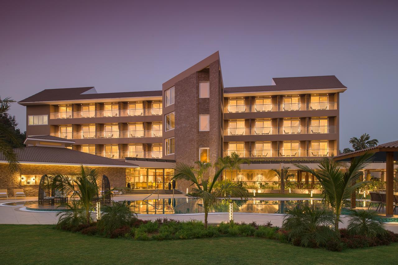 Kabir Hotel & Spa Vadodara Ngoại thất bức ảnh